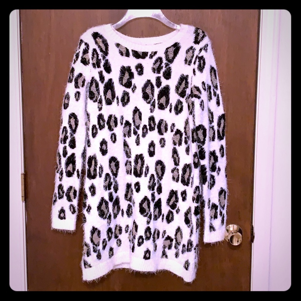 Brand new Sweater